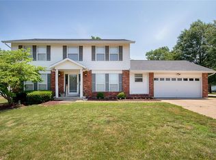 1350 Kyle Dr, Saint Charles, MO