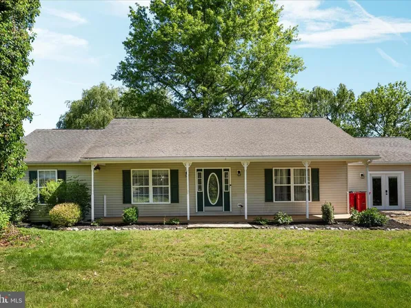 118 McGill Dr, Gerrardstown, WV 25420