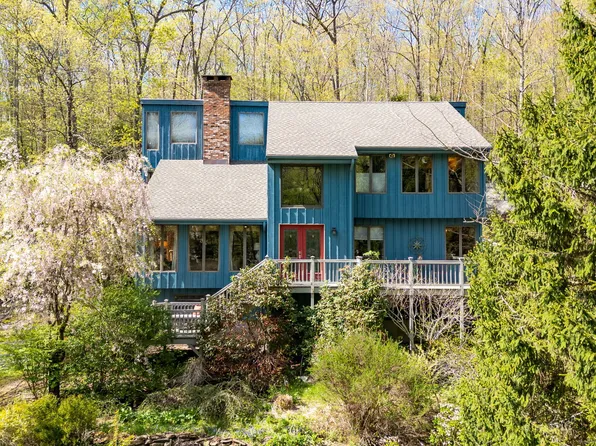 152 Brainard Hill Road, Haddam, CT 06441