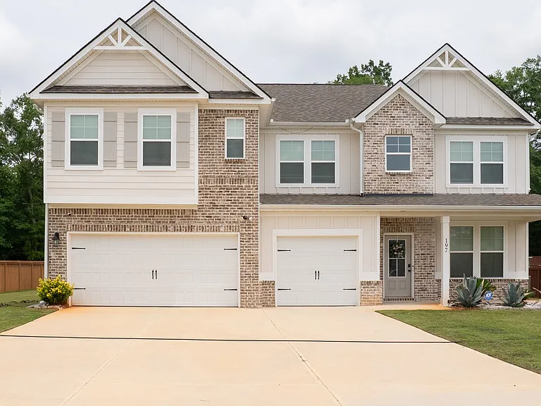 197 Jodi Pl — Photo 1