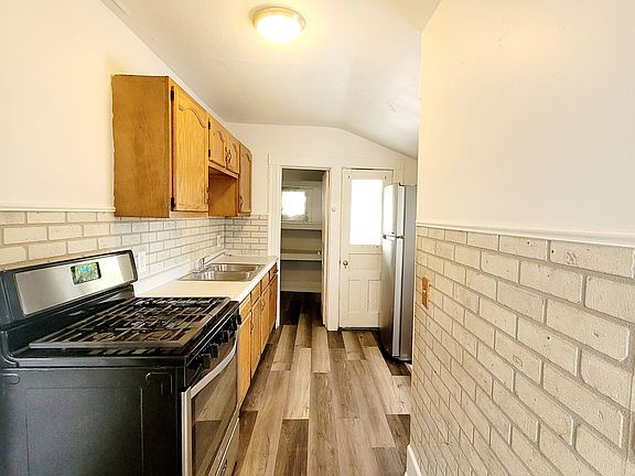Kitchen with access to walk in pantry