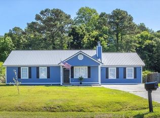 235 Zachary Ln, Hubert, NC 28539