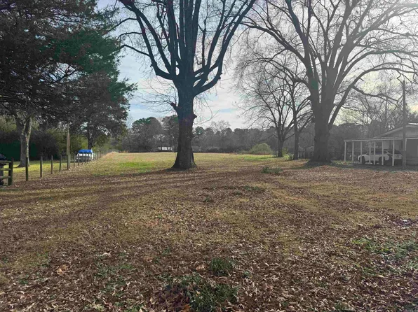 220 Southeastern Ave, Jacksonville, AR 72076