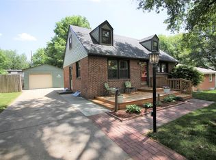 2362 Burnham St, Lincoln, NE 68502