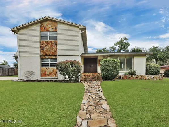 2867 HOLLYBAY Road, Orange Park, FL 32073