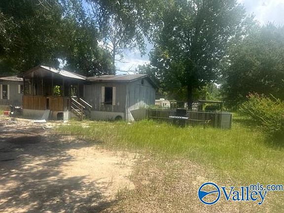 3rd image of 141 Smith Dr