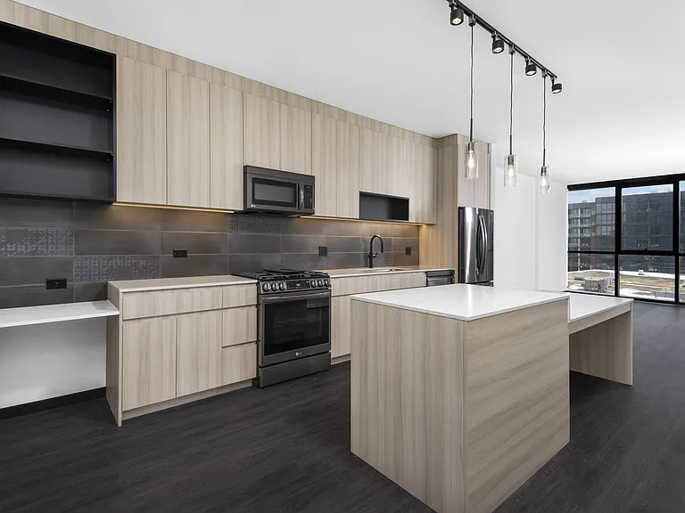 Parq Fulton — Photo 43