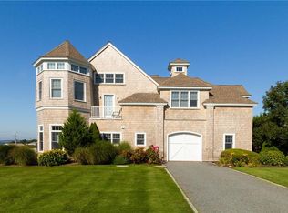 6 Ella Ter, Newport, RI 02840
