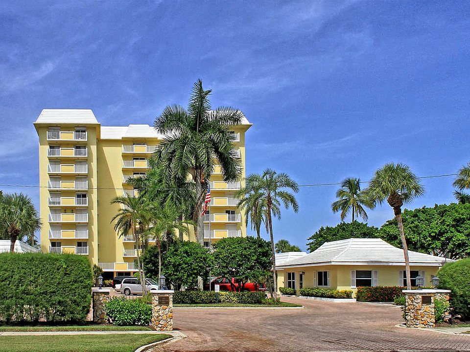 1st image of 1717 Gulf Shore Blvd N APT 704