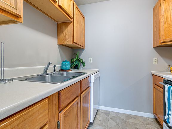 5th image of 1001-1015 Bluemont Ave #11297694