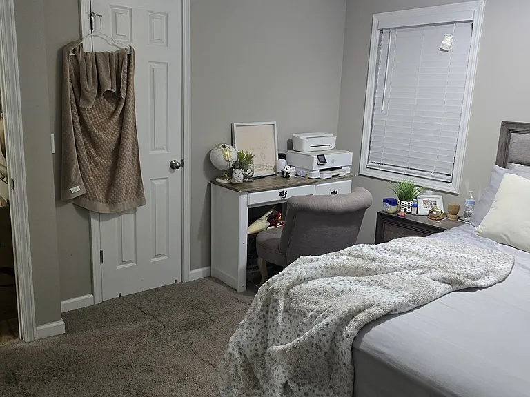 10 Silverwood Dr — Photo 12