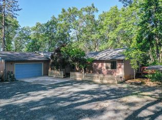 12634 Honeydew Ln, Grass Valley, CA 95945