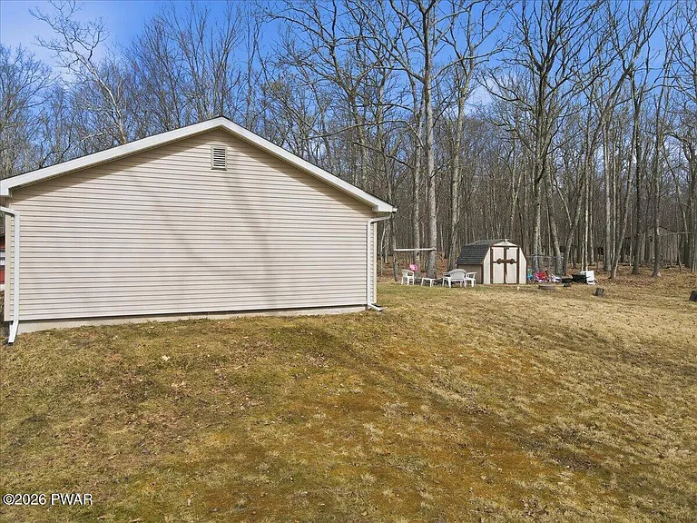 175 Oak Hill Rd — Photo 59