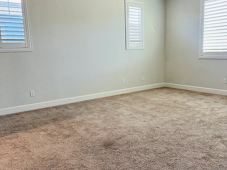 Master Bedroom (old pic) Recently upgraded to hard wood floor