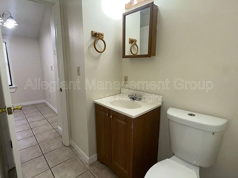 616 Massachusetts Ave #A — Photo 14