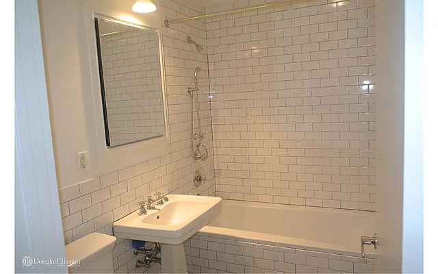 Rented by Douglas Elliman | media 27