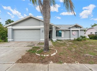 8635 Braxton Dr, Hudson, FL 34667