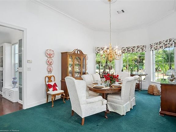 4th image of 124 Lagoni Ln