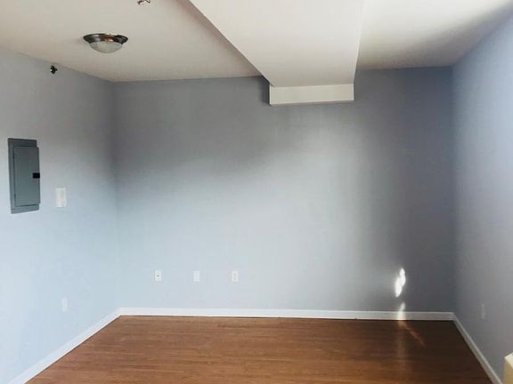 2nd image of 1765 Townsend Ave APT 9B