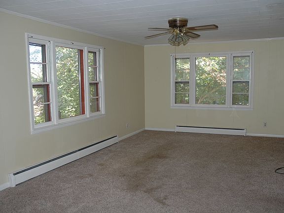 4th image of 522 S Park St