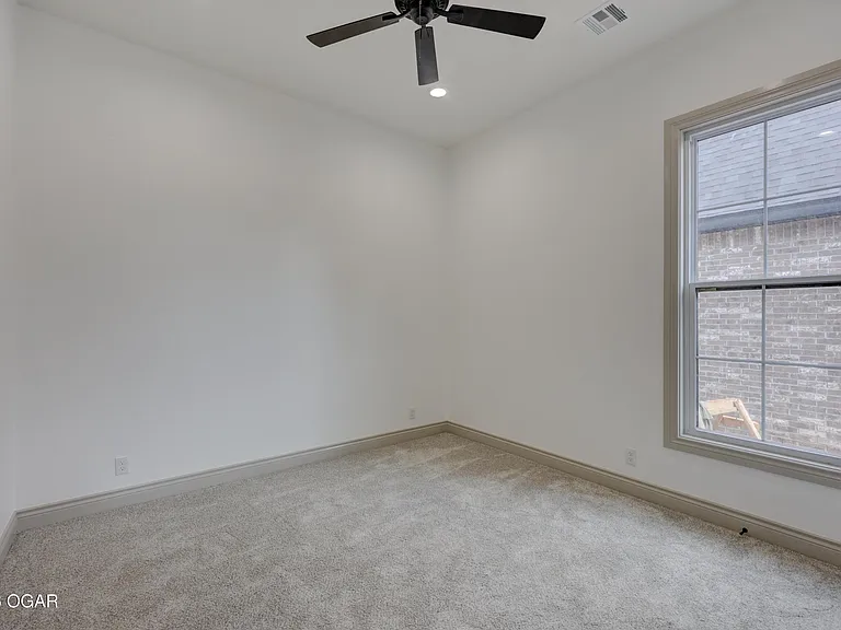 2520 S Cleveland Ave — Photo 22