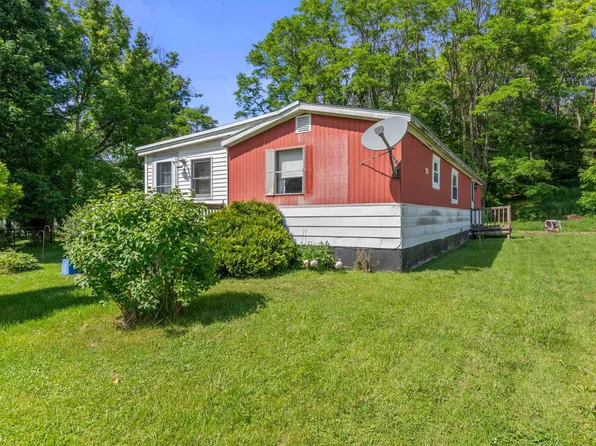 53 Field Lane, Richmond, VT 05477