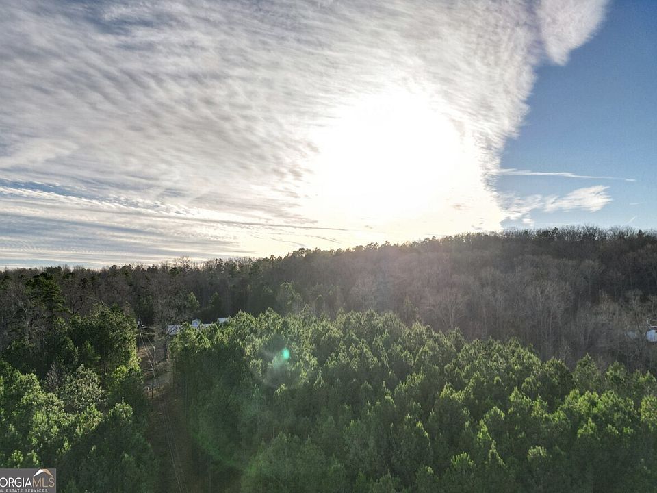 2nd image of 750 Flowery Branch Rd