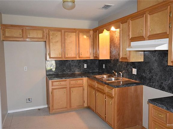 3rd image of 1300 Adela Dr