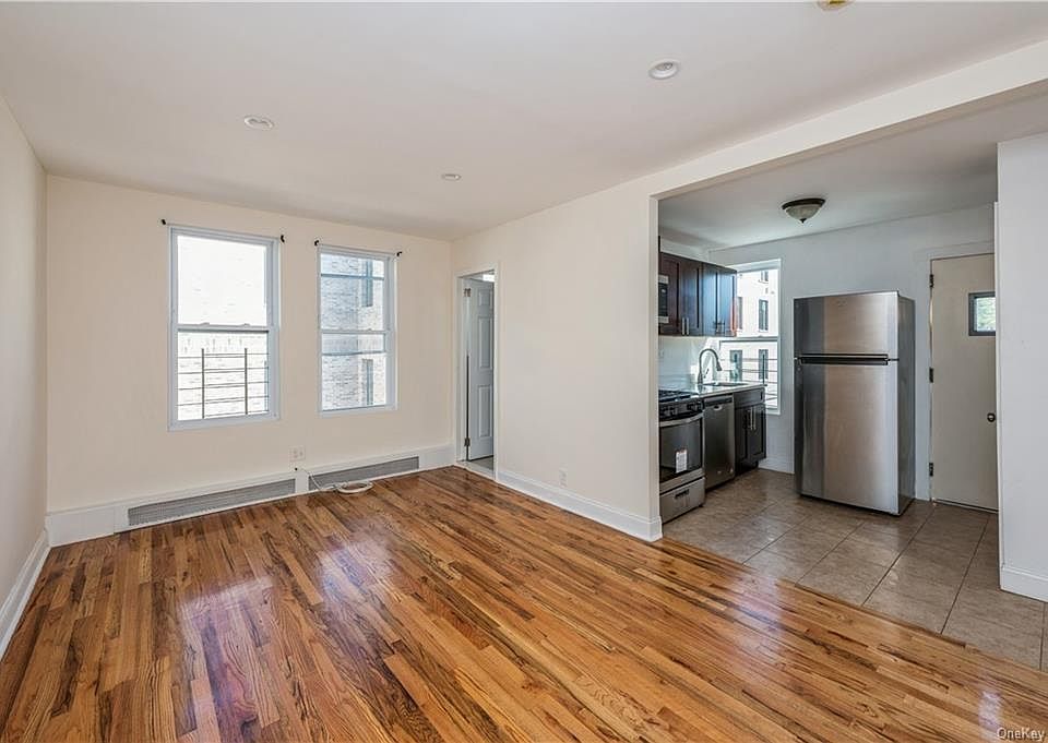 1st image of 1916 Palmer Ave #3L