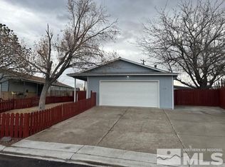125 Comstock Dr, Fernley, NV 89408