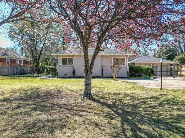 5099 Walnut Grove Rd, Memphis, TN 38117