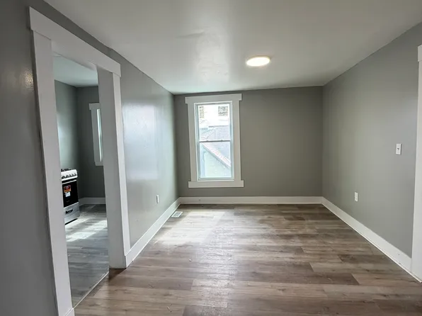 1301 Whitney Ave, Niagara Falls, NY