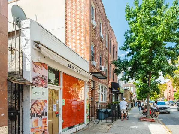 146 North Seventh Street image 12 of 36