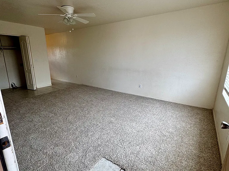 10214 W Leander Dr #A — Photo 3