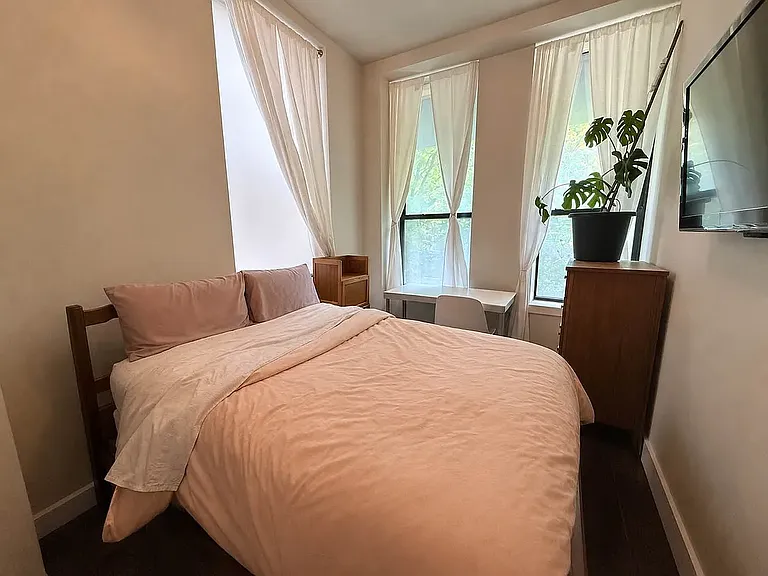 918 Fulton St #2 — Photo 7