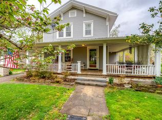 105 Pearl St, Berea, KY 40403