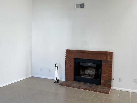 3rd image of 2351 Hopi Ln