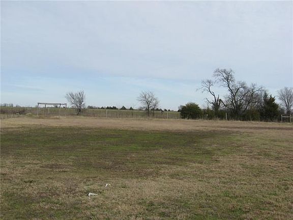 4th image of 3451 Melody Ln