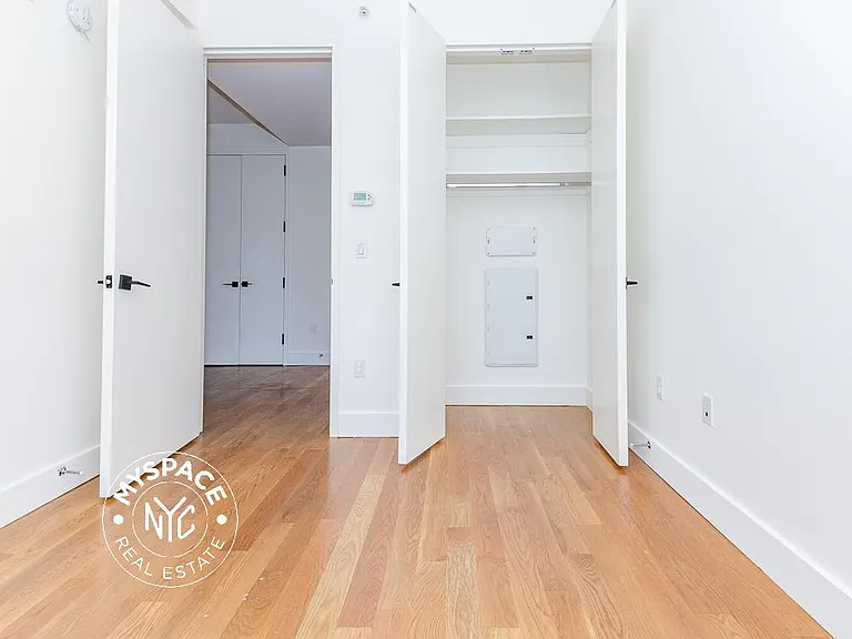 581 Ocean Pkwy #1C — Photo 6