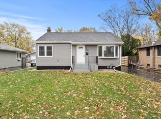 309 S Yale Ave, Addison, IL 60101