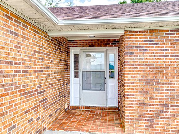 3rd image of 265 Asbury Ln