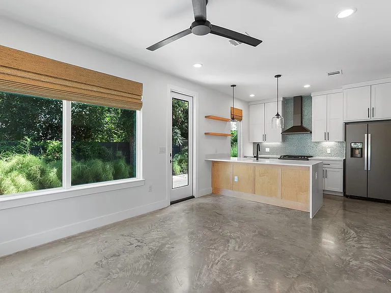 913 Mansell Ave #2 — Photo 6