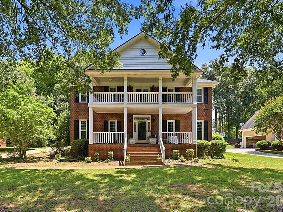 2nd image of 5400 Berrywood Ln