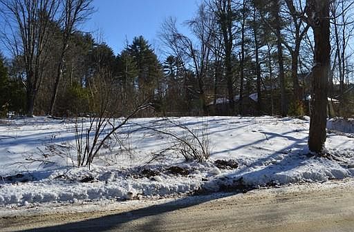2nd image of 20 Moss Brook Rd