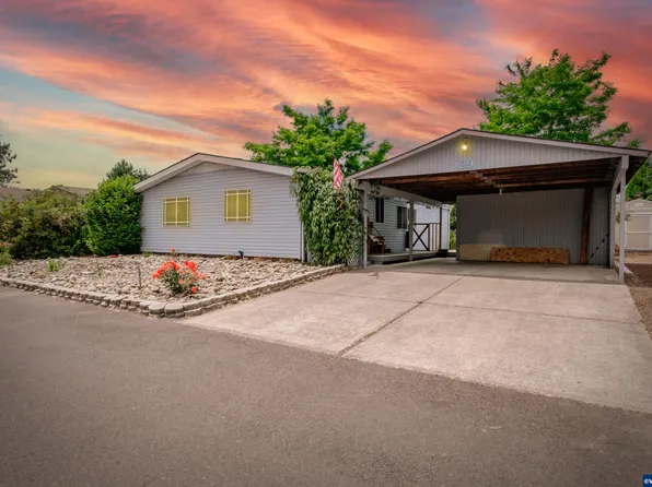3800 S Mountain View Dr SE Unit 29, Albany, OR 97322