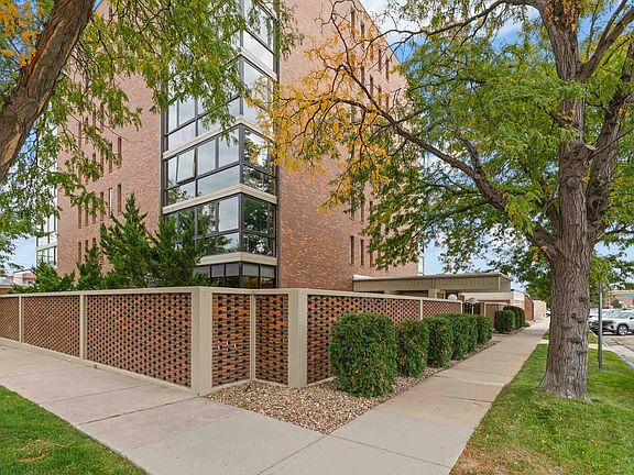 2nd image of 824 Columbus St APT 403