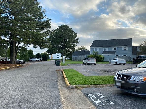 4th image of 1405 Wentworth Dr APT 104