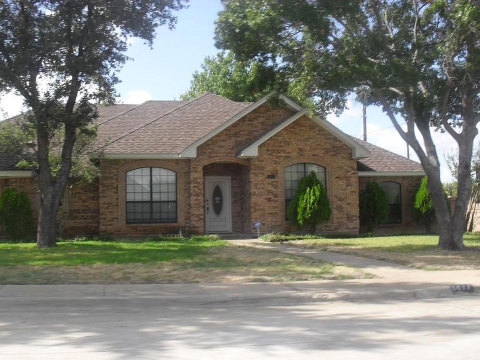 1st image of 1417 Primrose Ln