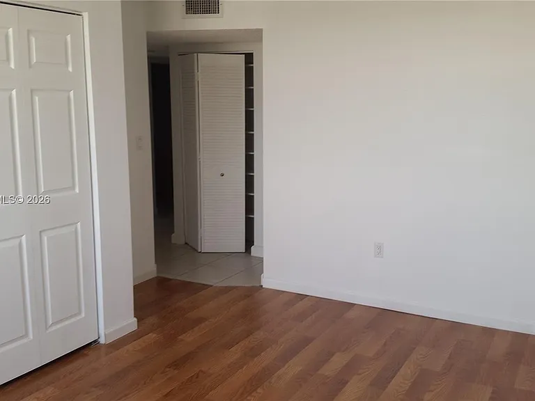 2750 NE 183rd St #1504 — Photo 2