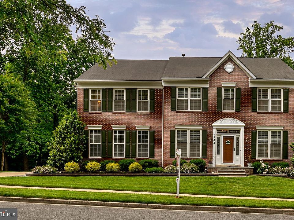 1st image of 1543 Hornbeam Dr